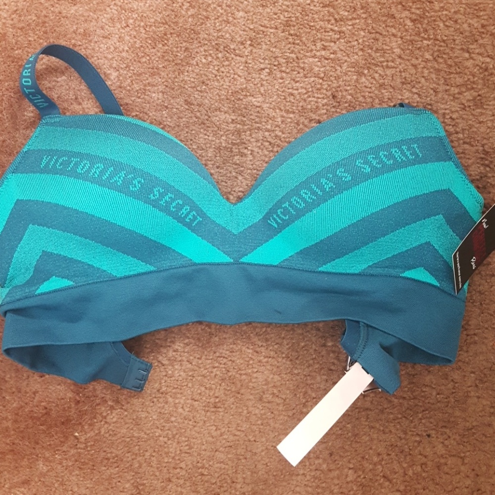 Victoria Secrets sports bra